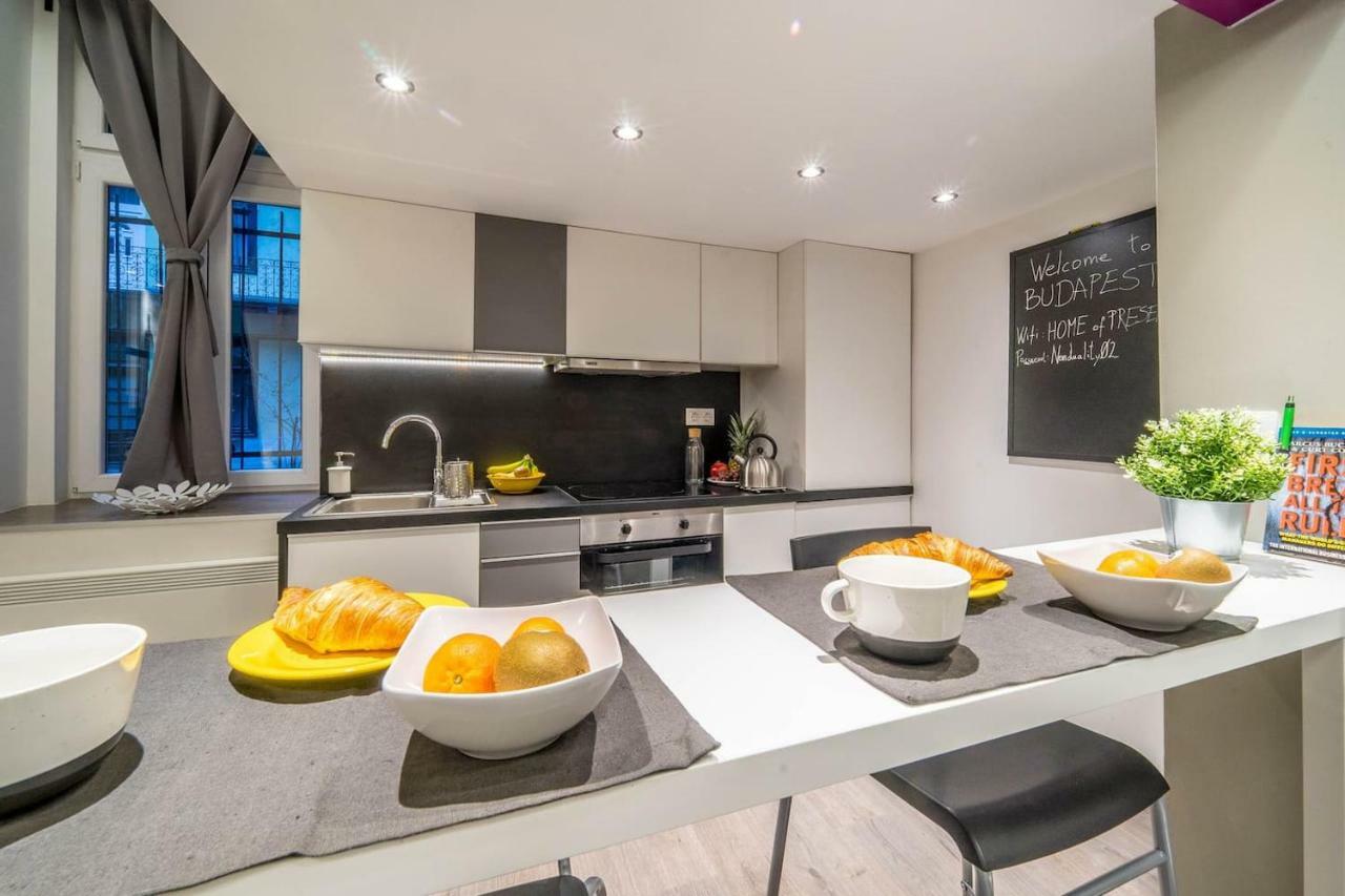 Cozy Downtown Studio Apartment 부다페스트 외부 사진